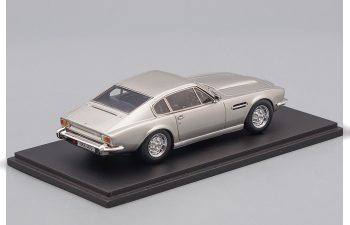 ASTON MARTIN V8 Automatic (1978), silver