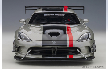 Dodge Viper ACR 2017 (billet silver metallic/black stripes)