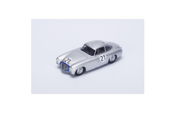 Mercedes-Benz 300SL #21 Winner Le Mans 1952 H. Lang - F. Riess