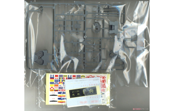 Сборная модель Японский линкор авианосец Hyuga