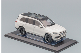 MERCEDES-BENZ GLS X167 with AMG rims, white metallic