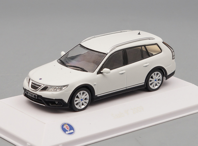 SAAB 9-3 X (2009), white