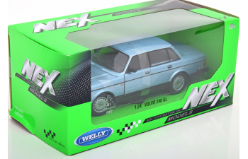 VOLVO 240 GL Saloon, light blue-metallic