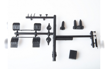 Сборная модель Камский грузовик 53212 бортовой с тентом