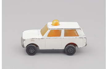 RANGE ROVER Police Patrol, white