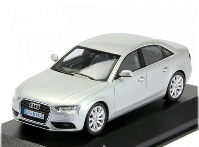 AUDI A4 2012, Icesilver