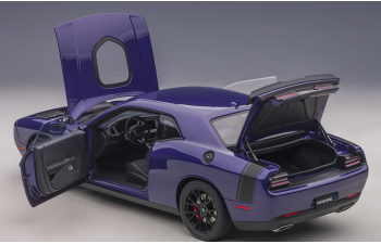 Dodge Challenger 392 Hemi Scat Pack Shaker 2018 фиолетовый