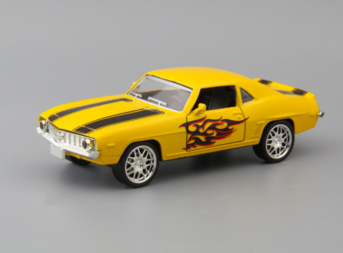 Спорткар, желтый + световые и звуковые эффекты