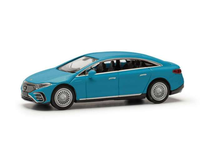 MERCEDES-BENZ EQS, blue