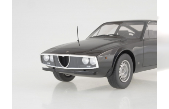 ALFA ROMEO GT 1300 Junior Zagato, black without showcase