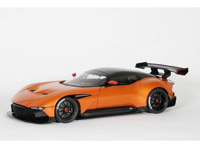 Aston Martin Vulcan - 2015 (orange)