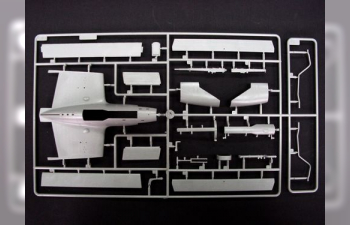 Сборная модель Американский истребитель Lockheed P-38L-5-L0 Lightning