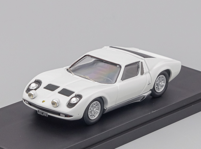 LAMBORGHINI Miura P400 (1967) - Personal Car Johnny Hallyday, white