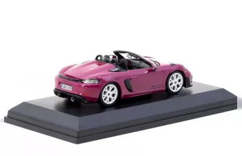 PORSCHE 718 Spyder RS, pink