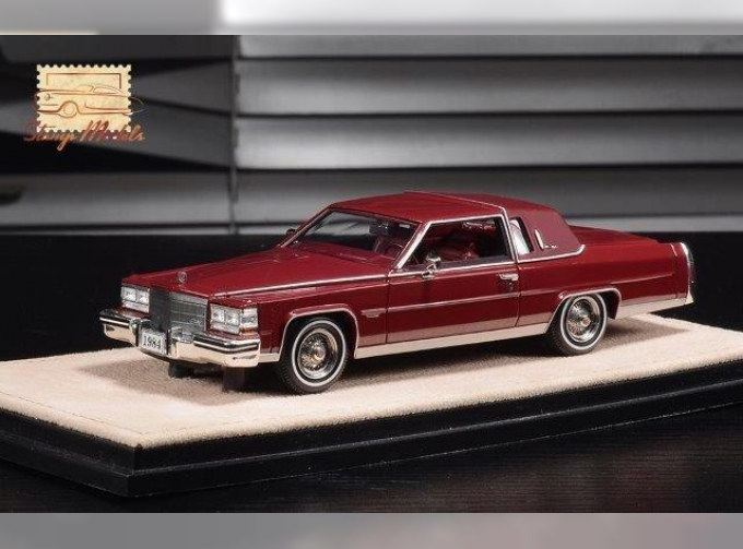 CADILLAC Fleetwood Brougham Coupe (1984), Maroon