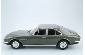 Aston Martin Lagonda Saloon 1974 (olive green)