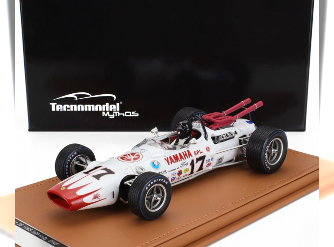 LOTUS Type 38 №7 Indianapolis Indy 500 (with Pilot Figure) (1965) Dan Gurney, White Red
