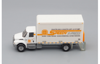 INTERNATIONAL Durastar Box Truck, white