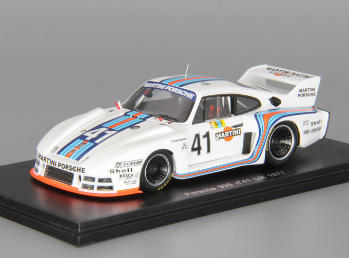 PORSCHE 935 #41 LM (1977), white