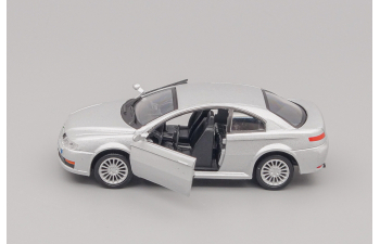 ALFA ROMEO GT, silver