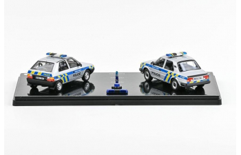 SKODA 120L + SKODA Favorit 136L - Od Veřejné Bezpečnosti K Policii (1988), silver