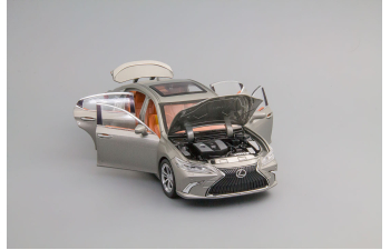 LEXUS ES300h, серый