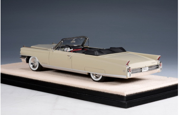 CADILLAC Eldorado Biarritz (открытый) (1963), Bahama Sand