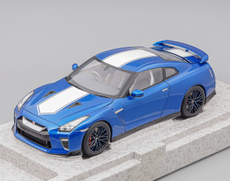 NISSAN Skyline Gt-r (r35) With Engine And Accessories (2016), Blue White