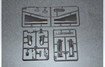 Сборная модель Американский Автомат AR15/M16/M4MK 18MOd 0 CQBR