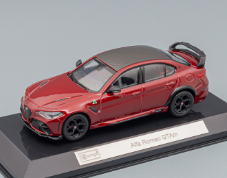 ALFA ROMEO Giulia Gtam (2020) - With Hard Showcase - Exclusive Carmodel, Rosso Gta - Red Met