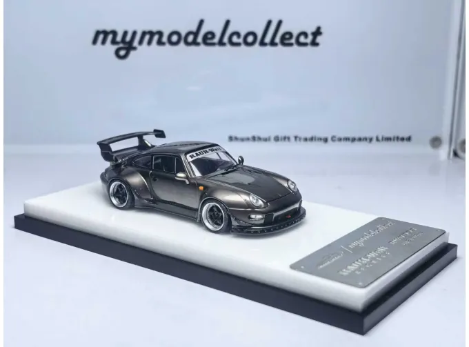 PORSCHE RWB 993 High Wing, pearl grey chrome