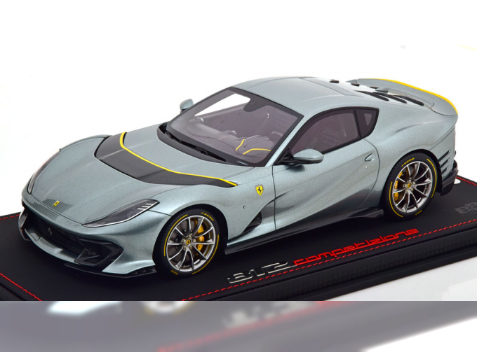 FERRARI 812 Competizione (2021), light grey-metallic yellow