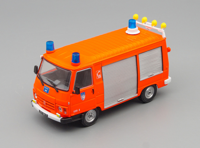 PEUGEOT J9 VSR BBP, Vehicules Legers Sapeurs-Pompiers 30