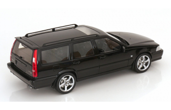 VOLVO V70 R estate, black