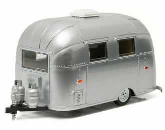 Трейлер Bambi Airstream Sport полированый алюминий