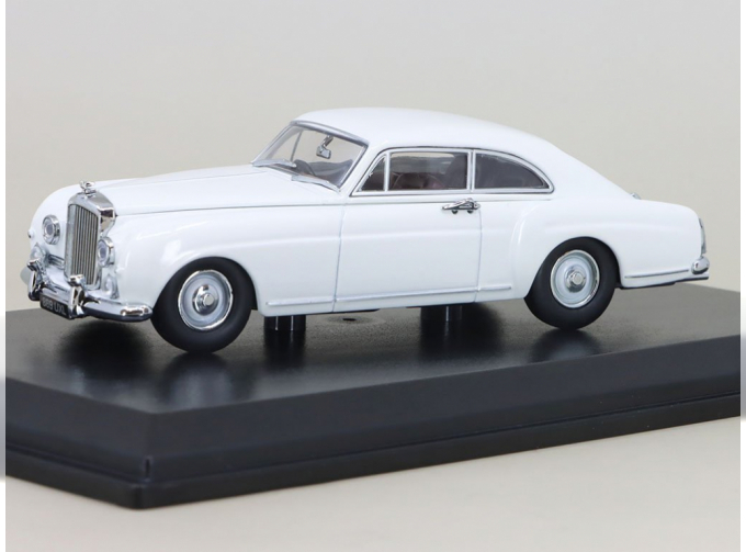 BENTLEY S1 Continental Fastback 1956, olympic white