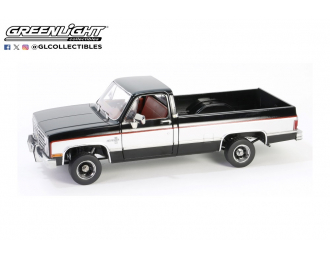 CHEVROLET K10 Silverado пикап (1986) Midnight Black/Steel Gray Metallic