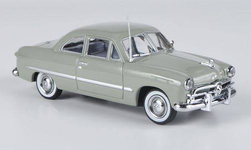 FORD Custom 2-Door Coupe (1949), light green