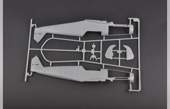 Сборная модель Немецкий истребитель Messerschmitt BF.109 F-4/Trop