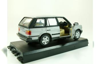 RANGE ROVER 4.6 HSE, silver