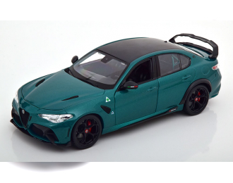 ALFA ROMEO Giulia GTAm (2020), green metallic