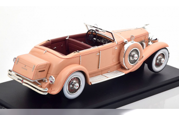 DUESENBERG Model J (1934), beige