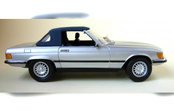 MERCEDES-BENZ 450SL W107 Convertible with Softtop (1973-1980), silver