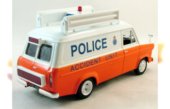 (Уценка!) FORD Transit MkI Metropolitan Police GB, Полицейские Машины Мира 26, бело-оранжевый