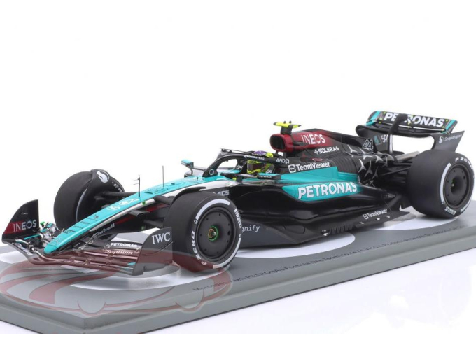 MERCEDES-BENZ-AMG F1 W15 E Performance №44 GP Singapur Formula 1 Lewis Hamilton (2024)