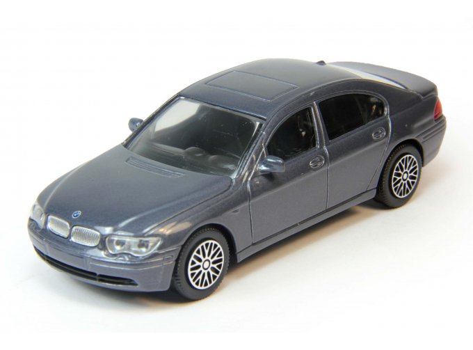 BMW 7 Series, grey