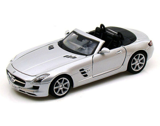 MERCEDES-BENZ SLS AMG Roadster, silver