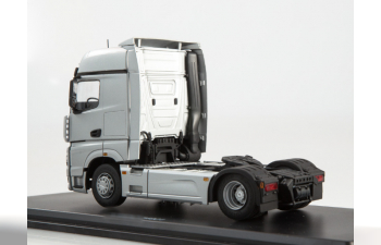 Камский грузовик 54901, серебристый металлик