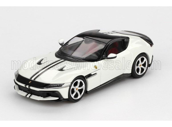 FERRARI 12CILINDRI V12 830cv (2024), white 