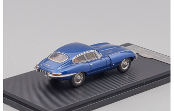 JAGUAR E-type HardTop (1961), blue metallic